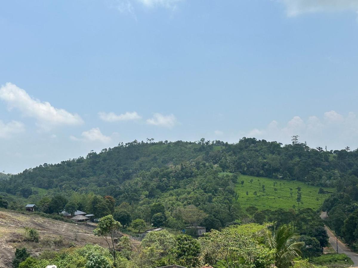 Spathodea Vagamon Extérieur photo