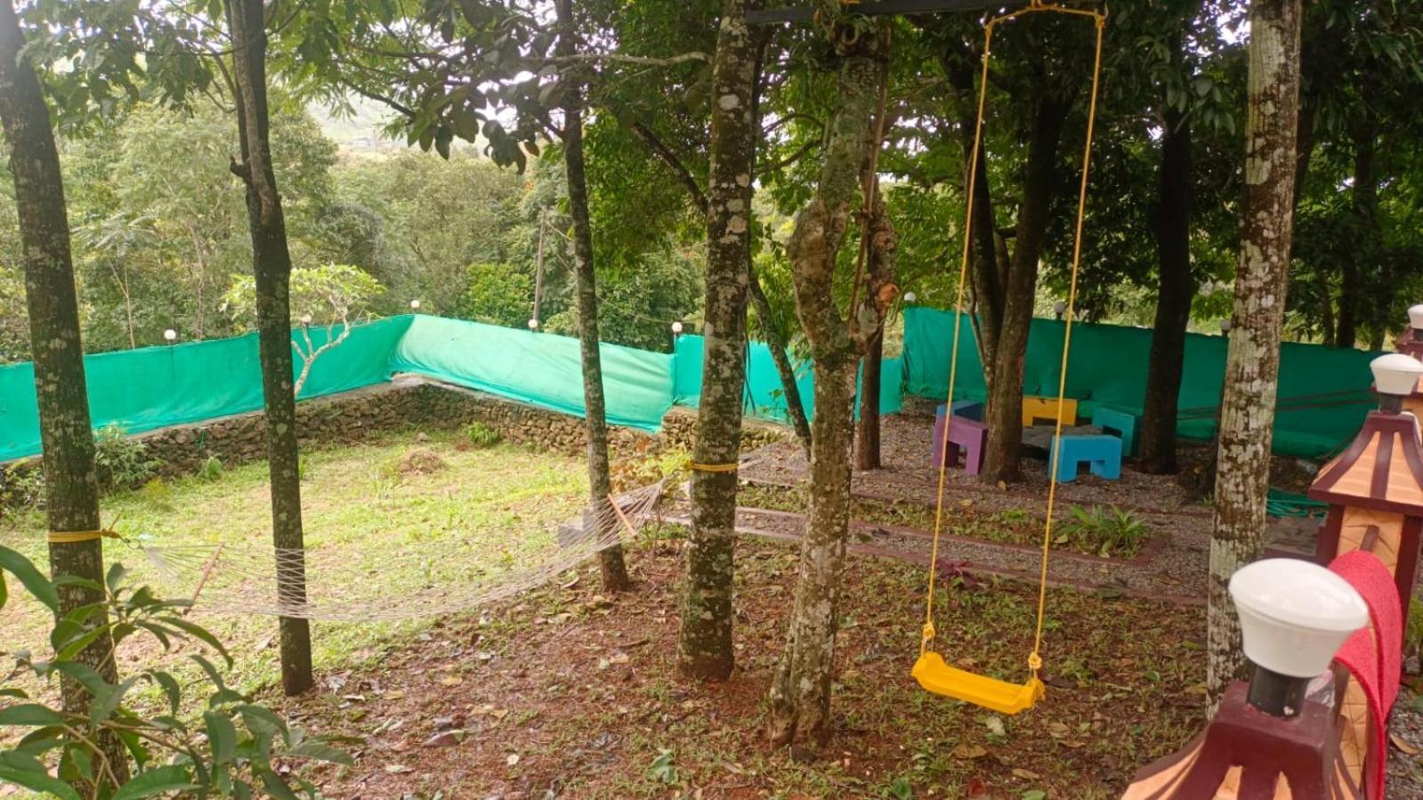 Spathodea Vagamon Extérieur photo