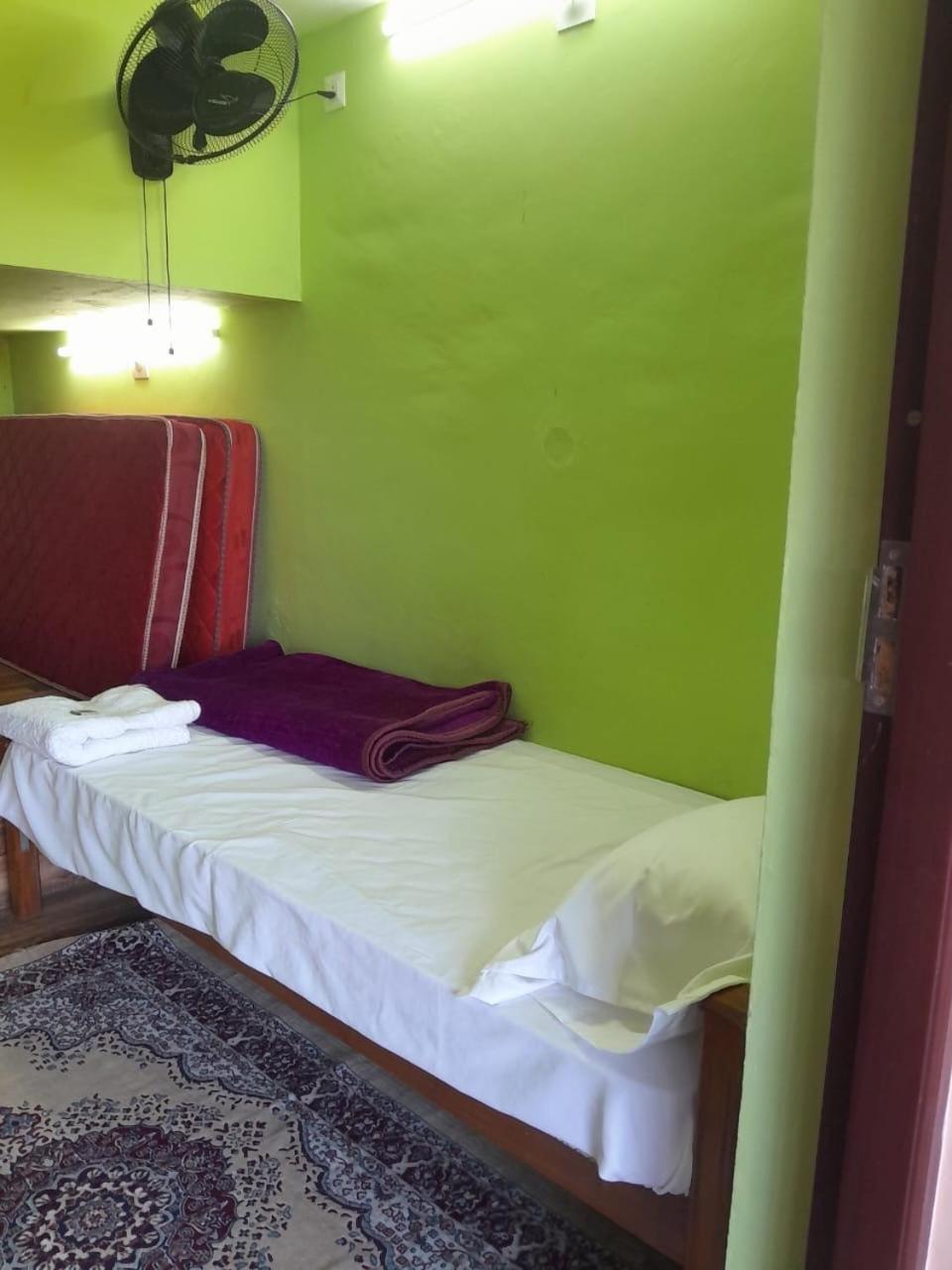 Spathodea Vagamon Extérieur photo